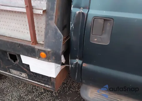 1999 Ford F-350 Lariat/Xl/Xlt from USA, damaged, VIN 1FDSF35FXXED50623